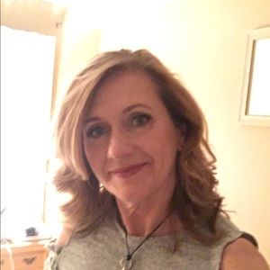 Meet your Posher, Pam